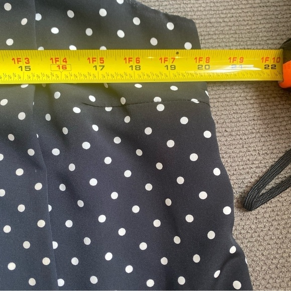 Lauren Ralph Lauren Black Polka Dot Sleeveless Top Size 12 - Picture 7 of 7